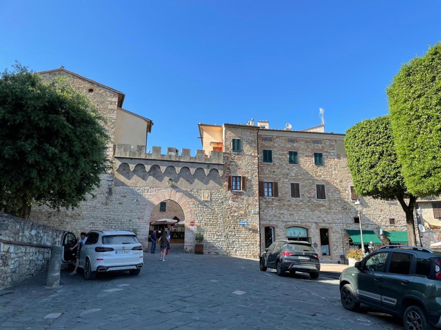 The 4 Senses Experience Villa Suvereto Bagian luar foto