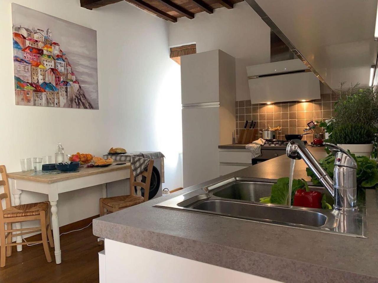 The 4 Senses Experience Villa Suvereto Bagian luar foto